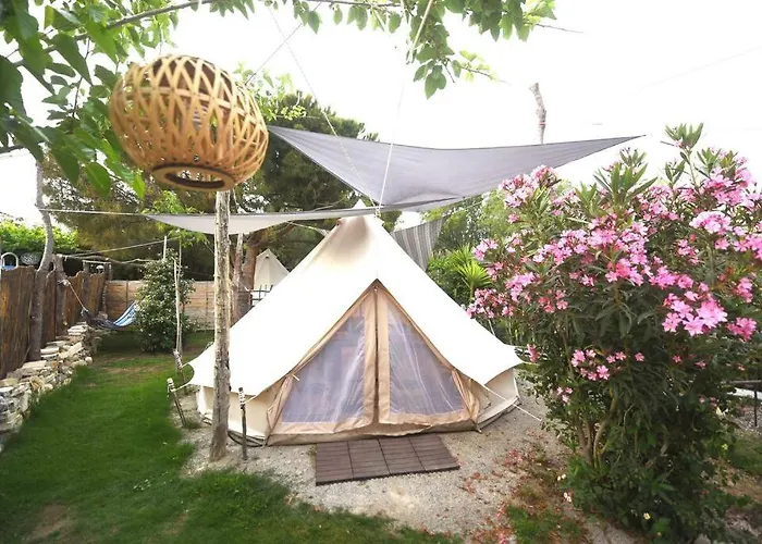 Happy Glamping 2